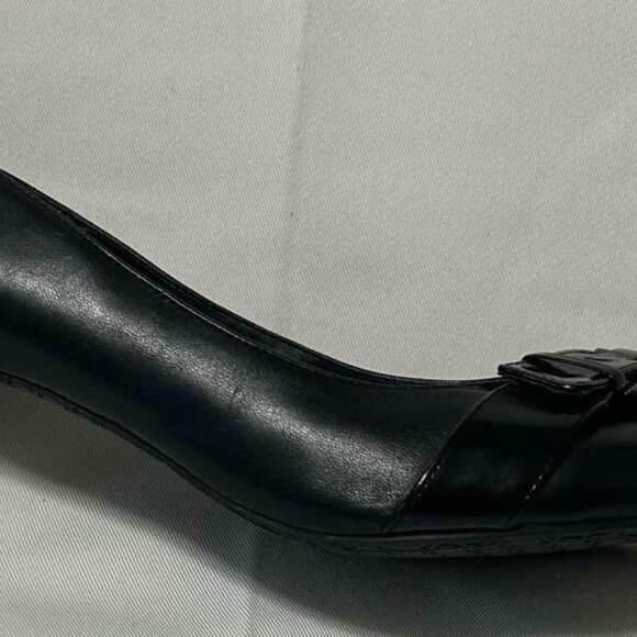 Nine West - Black Pointed Toe Heels with Buckle Accent - Picture 5 of 5